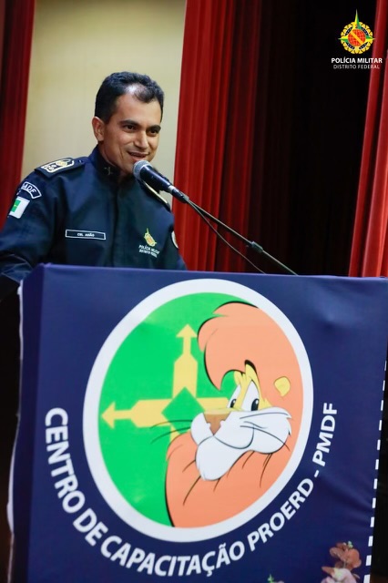 Colonel Adão, General Commander, at the 17th PROERD/D.A.R.E. National Officer Training