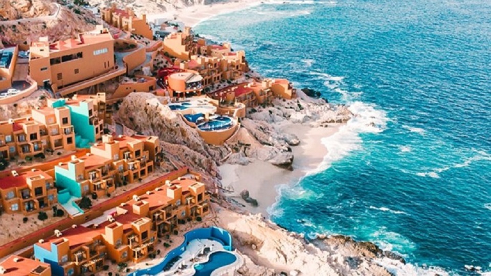 Beachfront Resort: Los Cabos