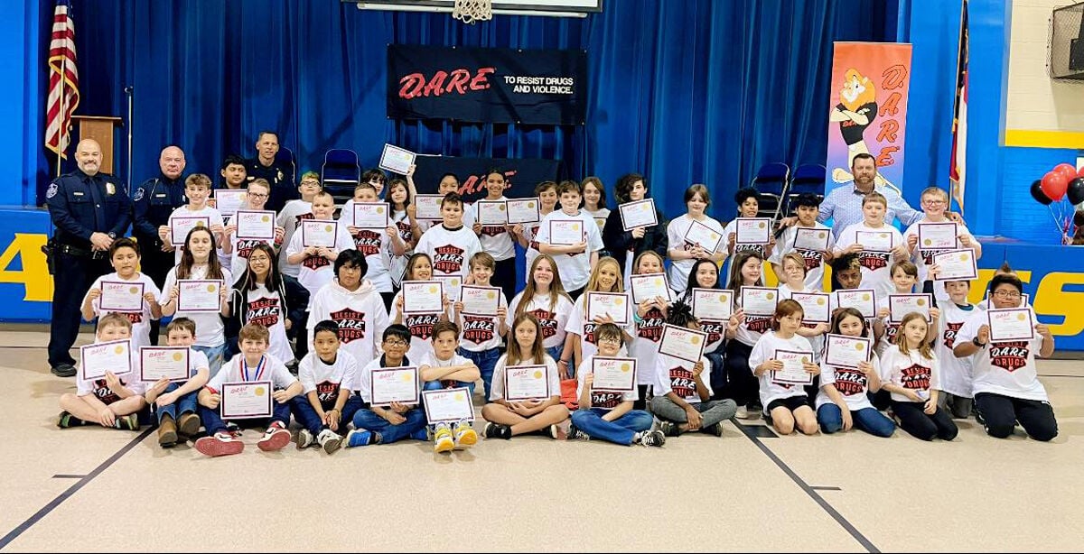 Marion Elementary School’s fifth-graders recently completed the D.A.R.E. (Drug Abuse Resistance Education) program. The program is 10 weeks long and covers a variety of topics that the student can use as they go into middle school.